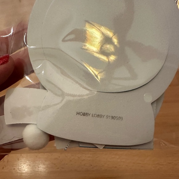 Customizable snow globe kit from hobby lobby - Picture 4 of 6